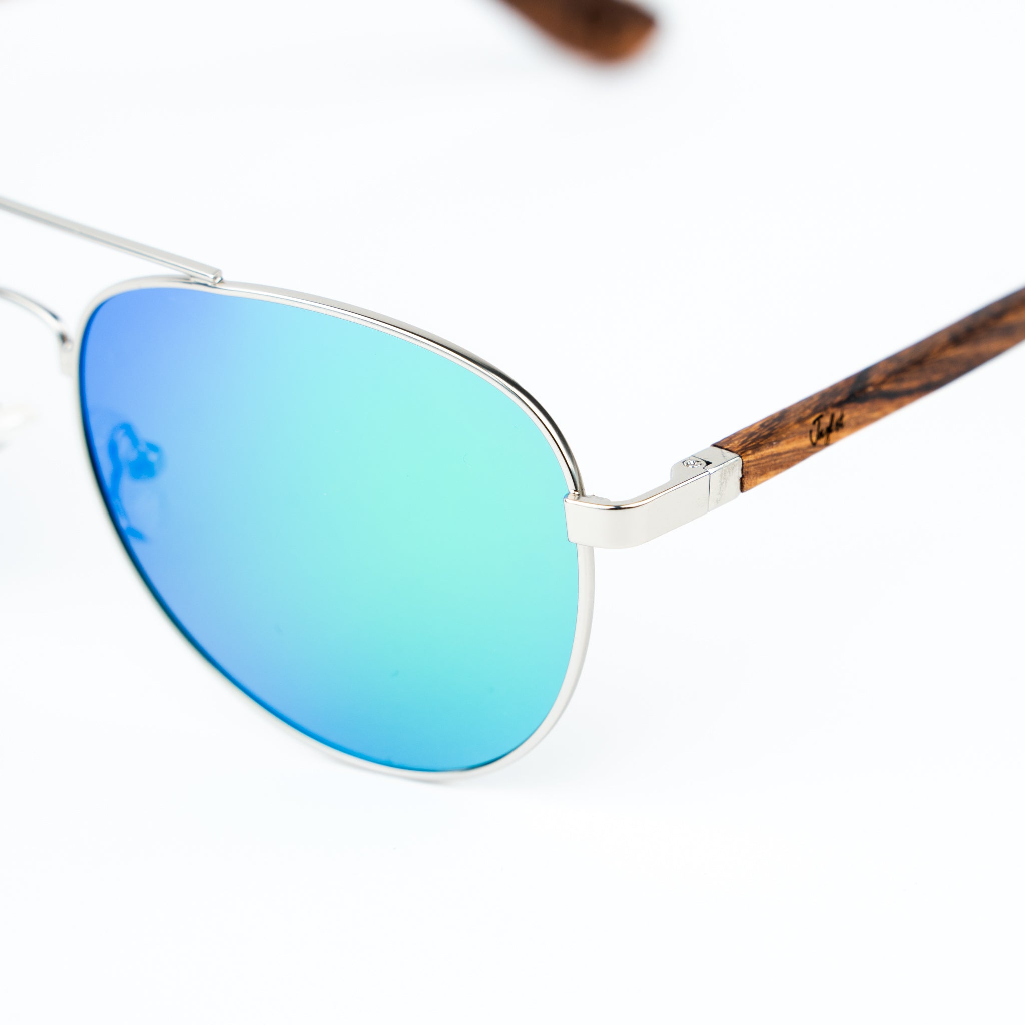 Lion Sunglasses with Green Lenses