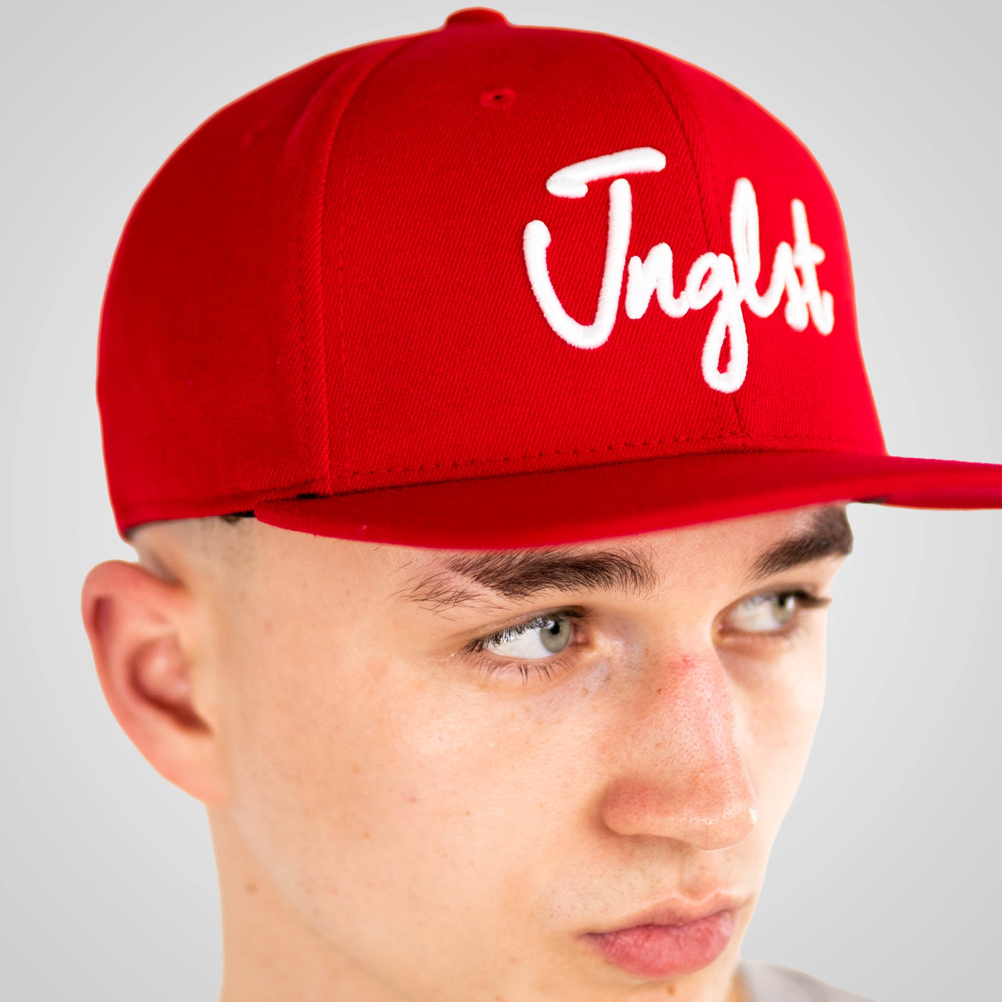 Red Junglist Snapback close up embroidery