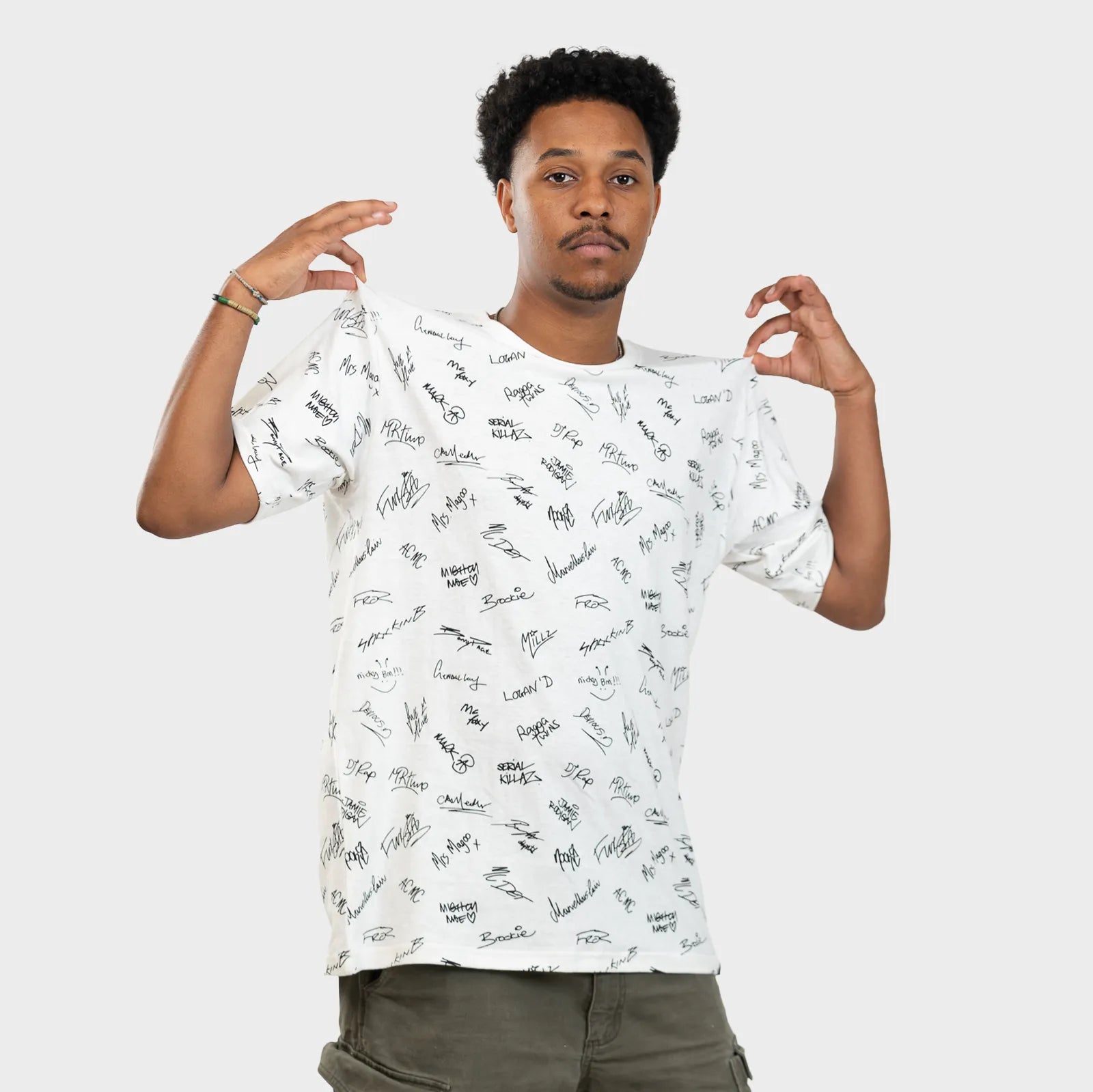 Jnglst Yardrock and THTC Collab white signature legends t shirt