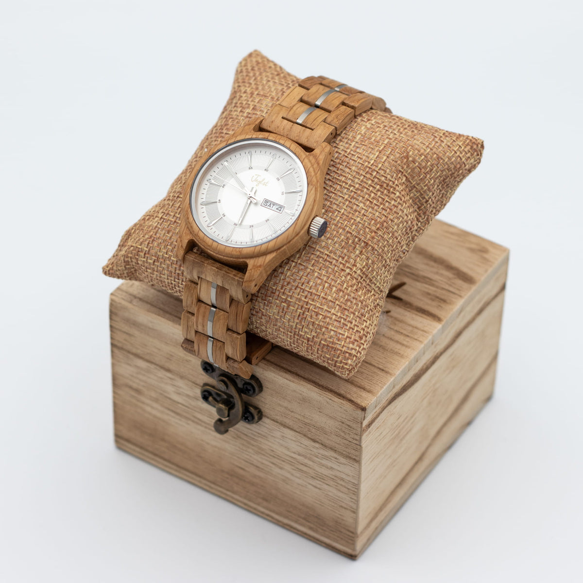 Wooden Junglist Watch with bamboo case