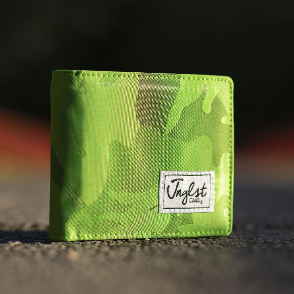 Light Green Bi Fold Jnglst Wallet
