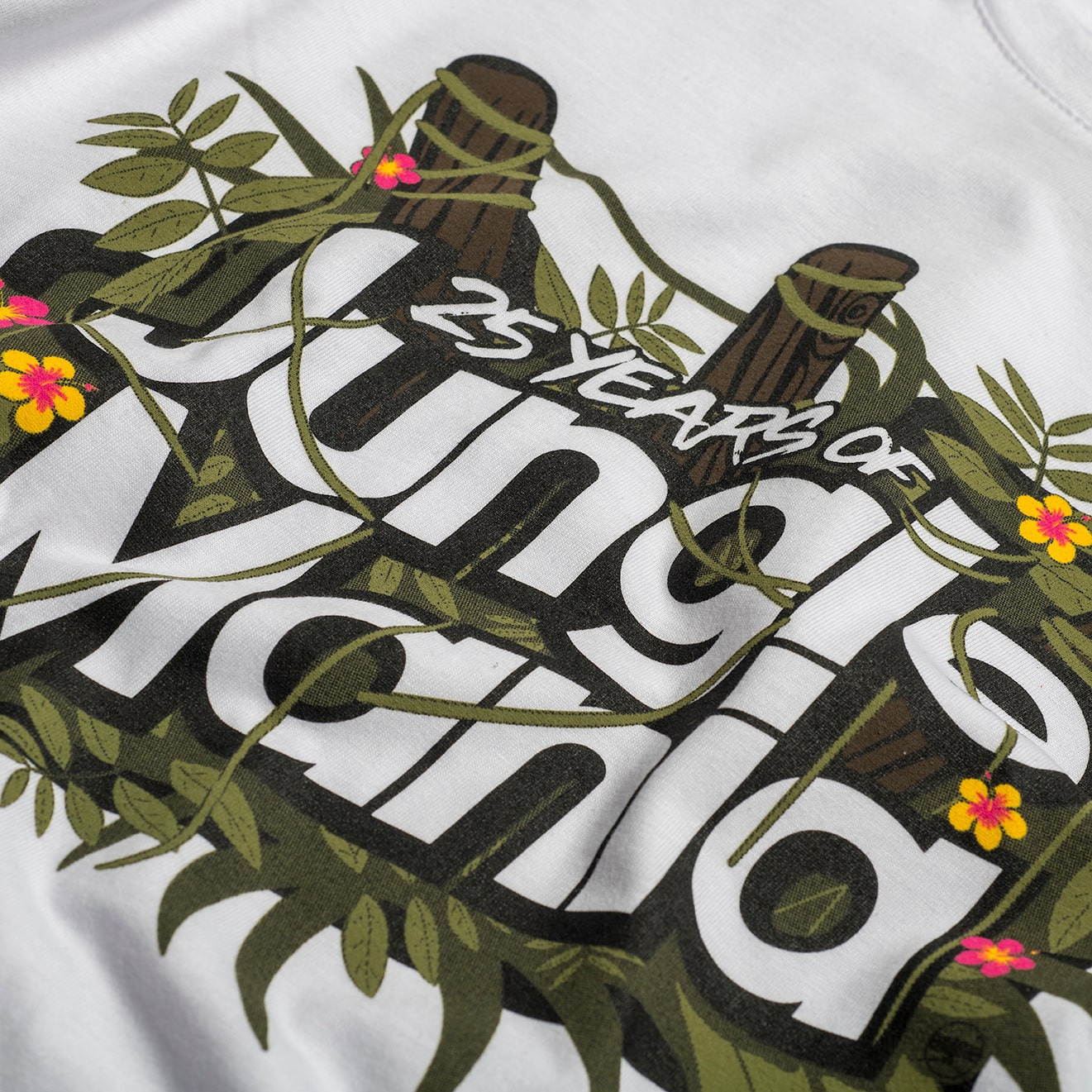Jungle Mania T-Shirt print close up